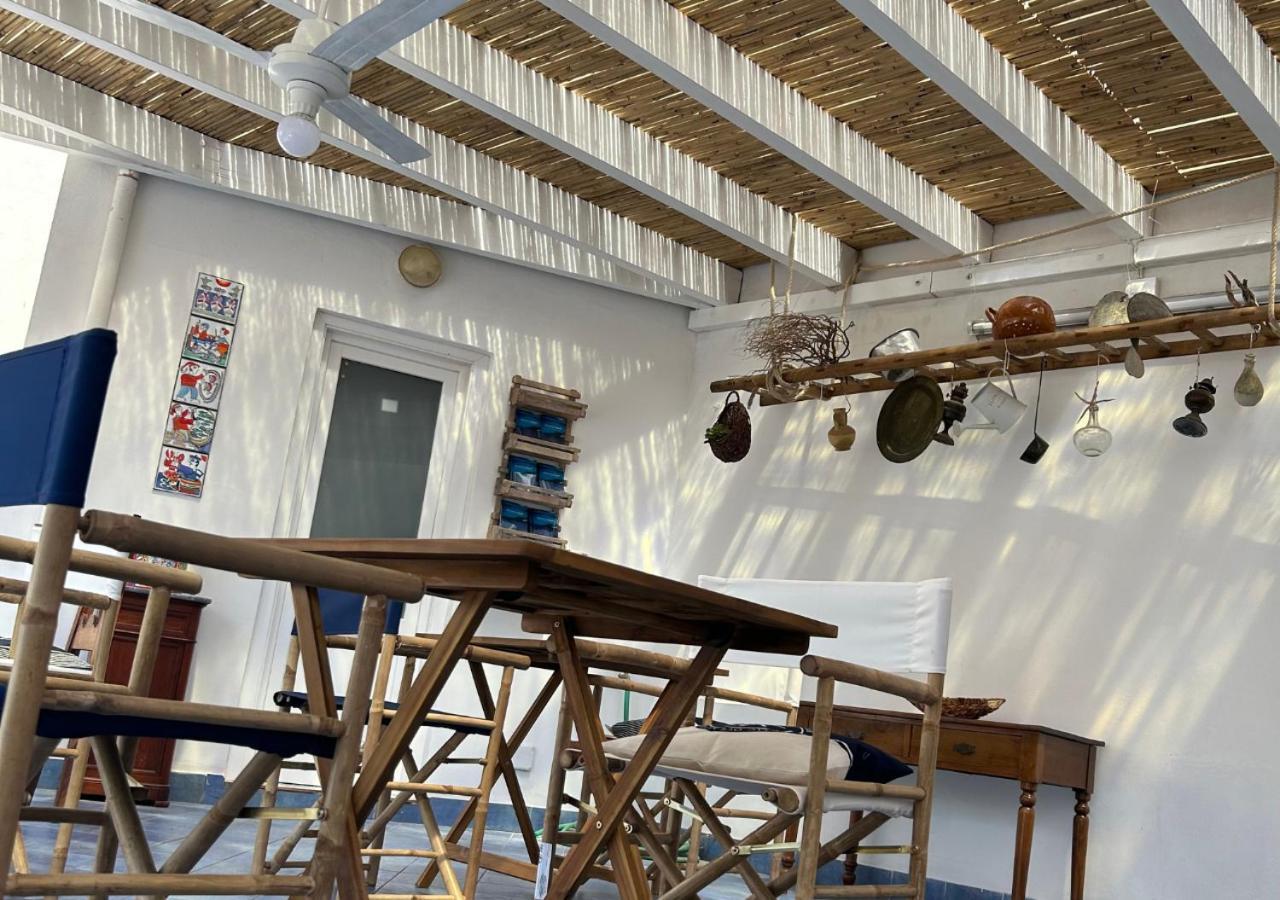 A' Bitta Bed & Breakfast Фавиняна Екстериор снимка